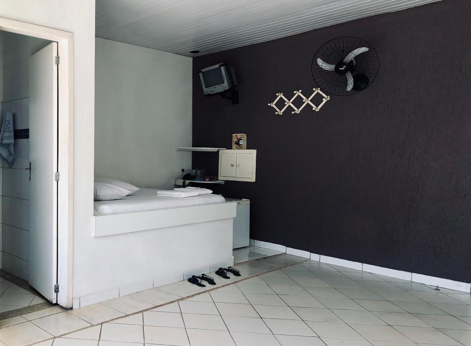 Motel Anonimus Passo Fundo Ruang foto